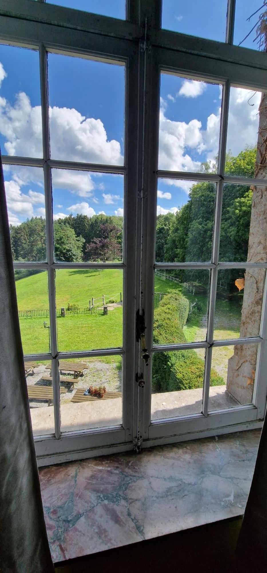 Willa Le Petit Chateau De Blier Érezée Zewnętrze zdjęcie